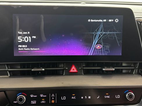 Used 2025 Kia Sportage SX FWD image 15