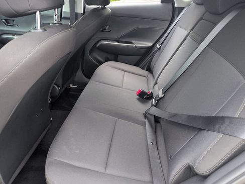 Used 2025 Hyundai Kona SEL FWD image 27