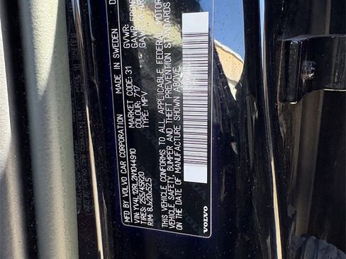 Used 2022 Volvo XC60 B5 Inscription w/ Advanced Package image 30