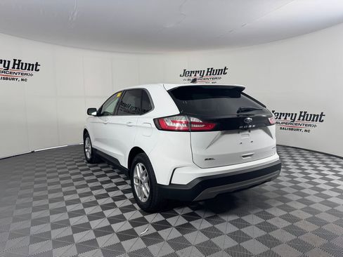 Used 2024 Ford Edge SEL image 5