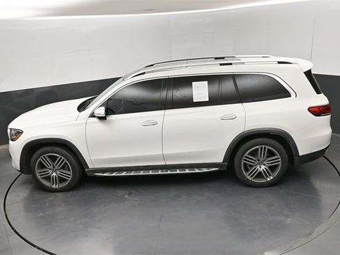 Used 2022 Mercedes-Benz GLS 450 4MATIC image 26