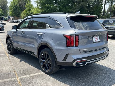 Used 2023 Kia Sorento SX image 5