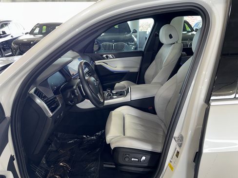 Used 2023 BMW X5 sDrive40i w/ Parking Assistance Package RWD image 8