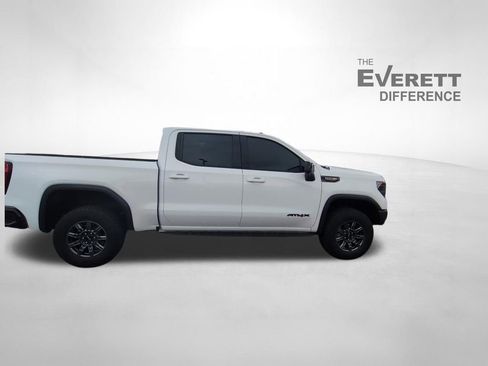 Used 2025 GMC Sierra 1500 AT4X AWD/4WD image 3