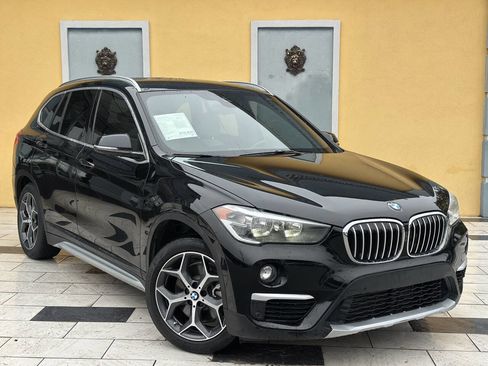 Used 2019 BMW X1 sDrive28i image 11