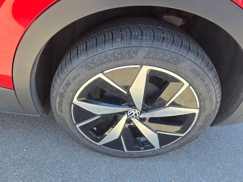 Used 2023 Volkswagen ID.4 Pro S AWD/4WD image 10
