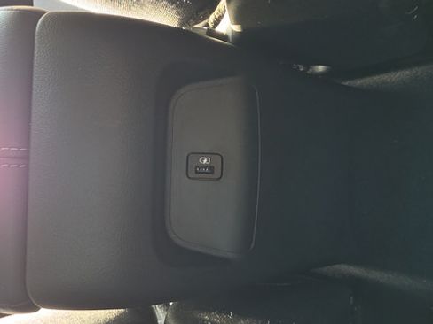 Used 2024 Nissan Sentra SV FWD image 25