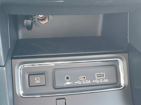 New 2025 Subaru Ascent Limited w/ Popular Package #1 image 16