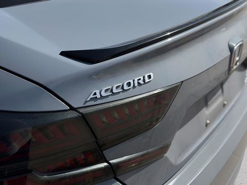 Used 2021 Honda Accord Sport image 8