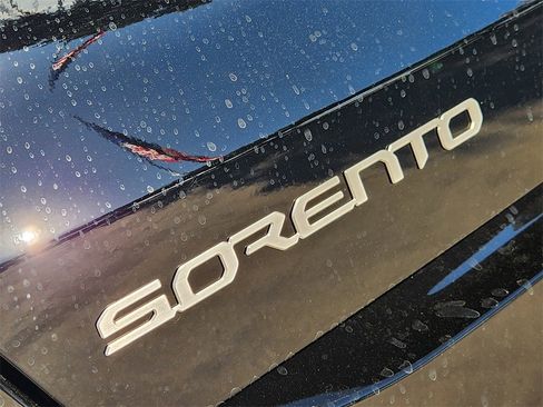New 2026 Kia Sorento S image 8