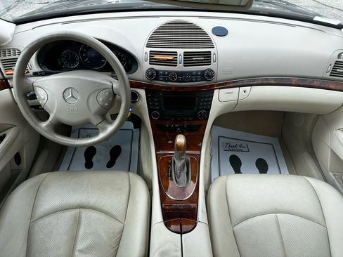 Used 2003 Mercedes-Benz E 320 Sedan image 39