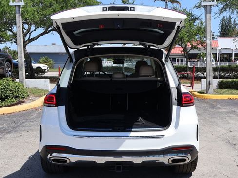 Used 2021 Mercedes-Benz GLE 450 4MATIC w/ AMG Line Exterior image 21