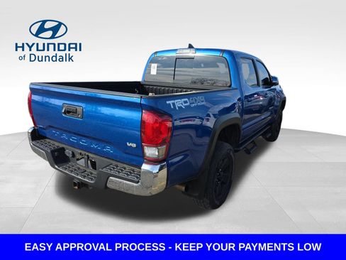 Used 2017 Toyota Tacoma TRD Off-Road w/ Tow Package (A/T) image 5