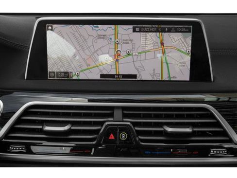 Used 2022 BMW 740i w/ Premium Package RWD image 19