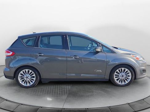 Used 2017 Ford C-MAX Energi SE w/ Equipment Group 402A image 6