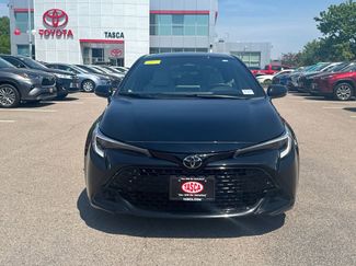 Used 2025 Toyota Corolla SE w/ SE Package FWD video 2