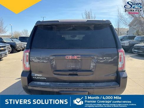 Used 2017 GMC Yukon SLT image 7