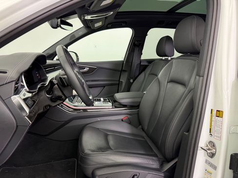 Used 2025 Audi Q7 3.0T Premium Plus image 5