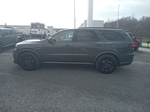 New 2026 Chrysler Pacifica Select w/ S Appearance Package image 7