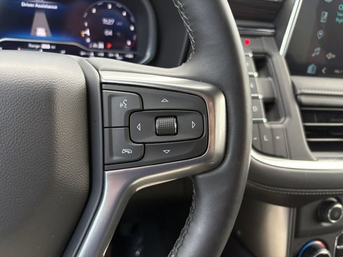 Used 2023 Chevrolet Tahoe Z71 w/ Z71 Off-Road Package AWD/4WD image 25