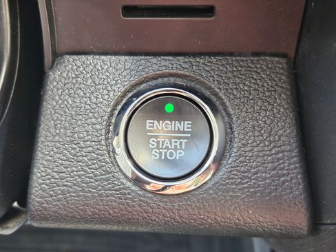 Used 2020 Ford F350 Limited image 16