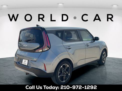 Certified 2025 Kia Soul EX FWD image 7