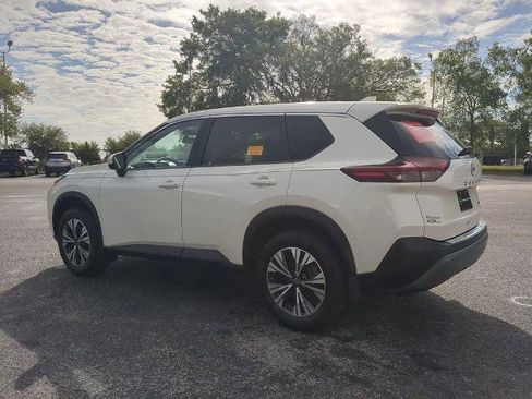 Certified 2023 Nissan Rogue SV FWD image 6
