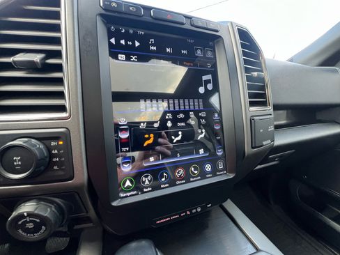 Used 2019 Ford F150 Raptor w/ Equipment Group 802A Luxury image 66