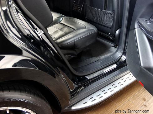 Used 2017 Mercedes-Benz GLS 550 4MATIC w/ Driver Assistance Package image 37