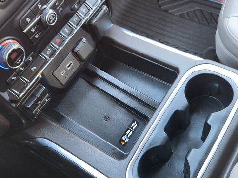 Used 2021 Chevrolet Silverado 2500 LTZ w/ LTZ Texas Edition image 20