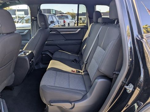 Certified 2025 GMC Acadia Elevation image 11