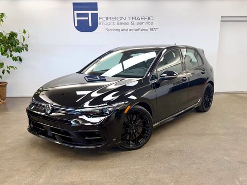 Used 2025 Volkswagen Golf R Black Edition image 1