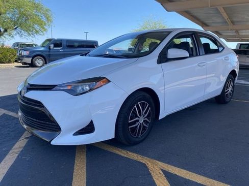 Used 2017 Toyota Corolla L w/ Carpet Mat Package (TMS) FWD image 1