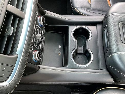 Used 2022 GMC Yukon XL AT4 w/ Max Trailering Package image 18