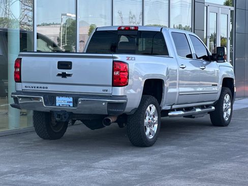 Used 2018 Chevrolet Silverado 2500 LTZ w/ Duramax Plus Package AWD/4WD image 3