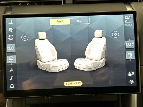 Used 2024 Land Rover Discovery Sport S image 18