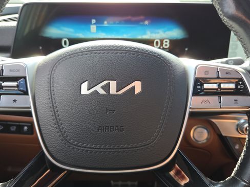 Used 2023 Kia Telluride SX X-Line image 31