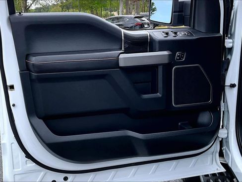 Used 2017 Ford F150 Raptor w/ Equipment Group 802A Luxury image 22