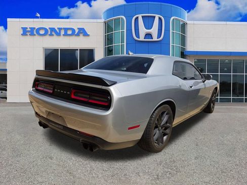 Used 2019 Dodge Challenger R/T Scat Pack image 2