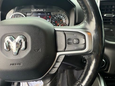 Used 2019 RAM 1500 Big Horn image 31