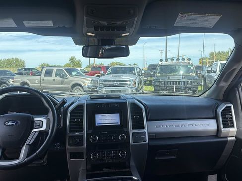 Used 2019 Ford F350 Lariat w/ Lariat Ultimate Package AWD/4WD image 30