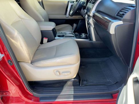 Used 2021 Toyota 4Runner Limited image 31