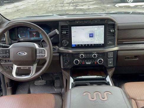 Used 2023 Ford F450 King Ranch w/ Chrome Package image 17
