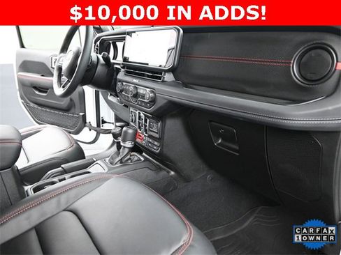 Used 2025 Jeep Gladiator Rubicon image 18
