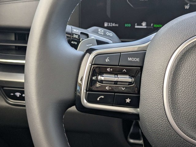 Certified 2026 Kia Carnival Hybrid FWD image 32