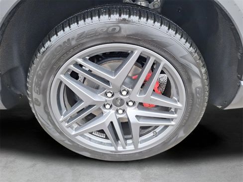 Used 2025 Ford Explorer ST-Line w/ ST-Line Street Pack image 34