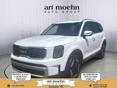 Used 2024 Kia Telluride S w/ S Sunroof Package