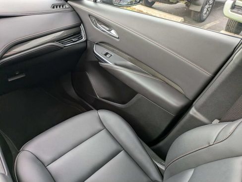 Used 2023 Cadillac XT4 Sport FWD image 19