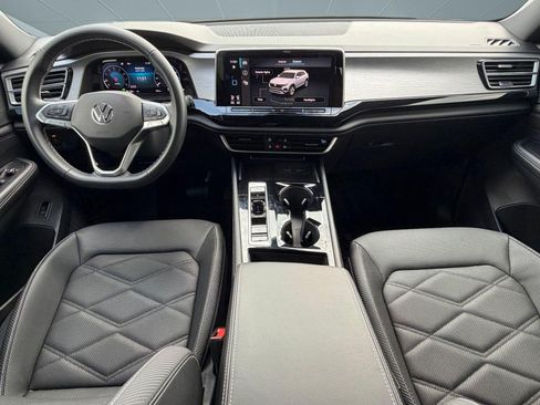 Certified 2026 Volkswagen Atlas Cross Sport SE image 15