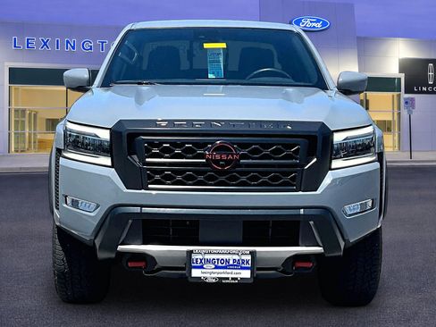 Used 2023 Nissan Frontier PRO-4X w/ Pro Convenience Package AWD/4WD image 2